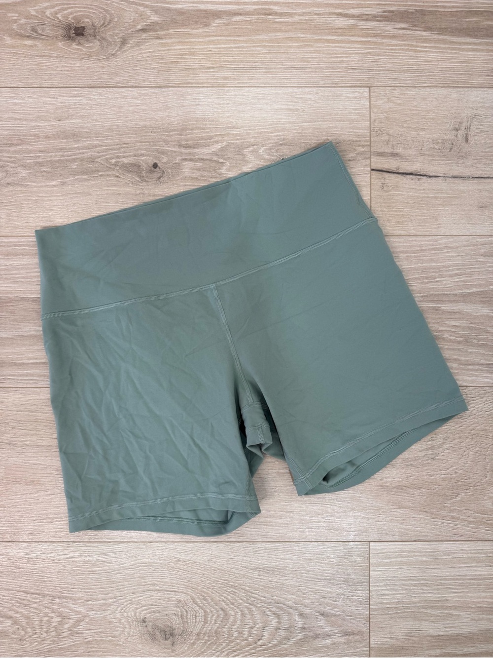 Lululemon Sage Green Align High-Rise Short 6"